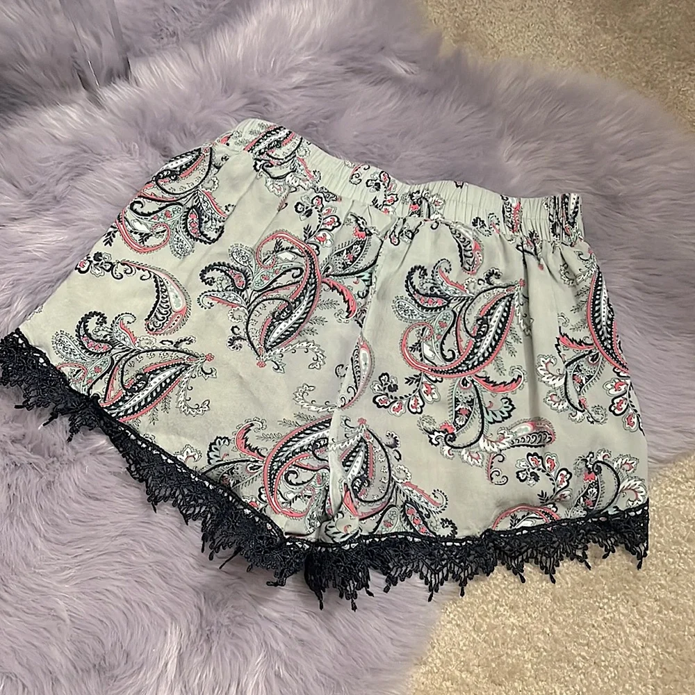 COPY - Charlotte Russe | Lace Trim Shorts